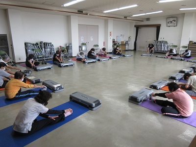 上岩出シニアエクササイズ写真2