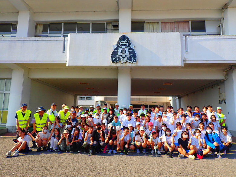 校区内清掃活動(6月27日(金曜日)実施)の画像3